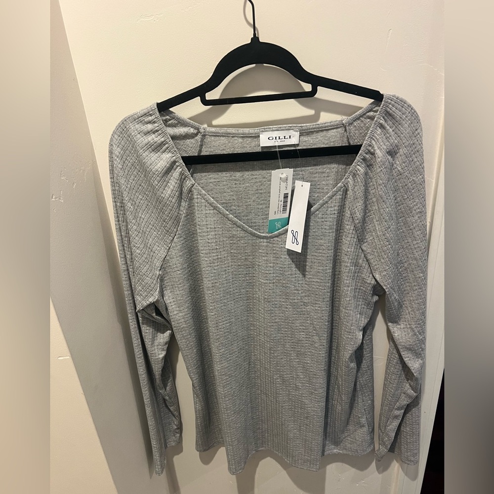 Gilli Light Gray Long Sleeve Top